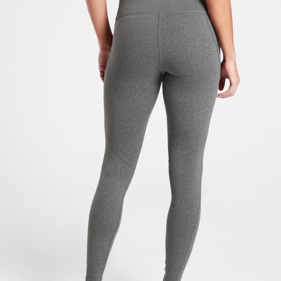 Athleta Salutation Stash Pocket Tight Size S - Picture 2 of 7